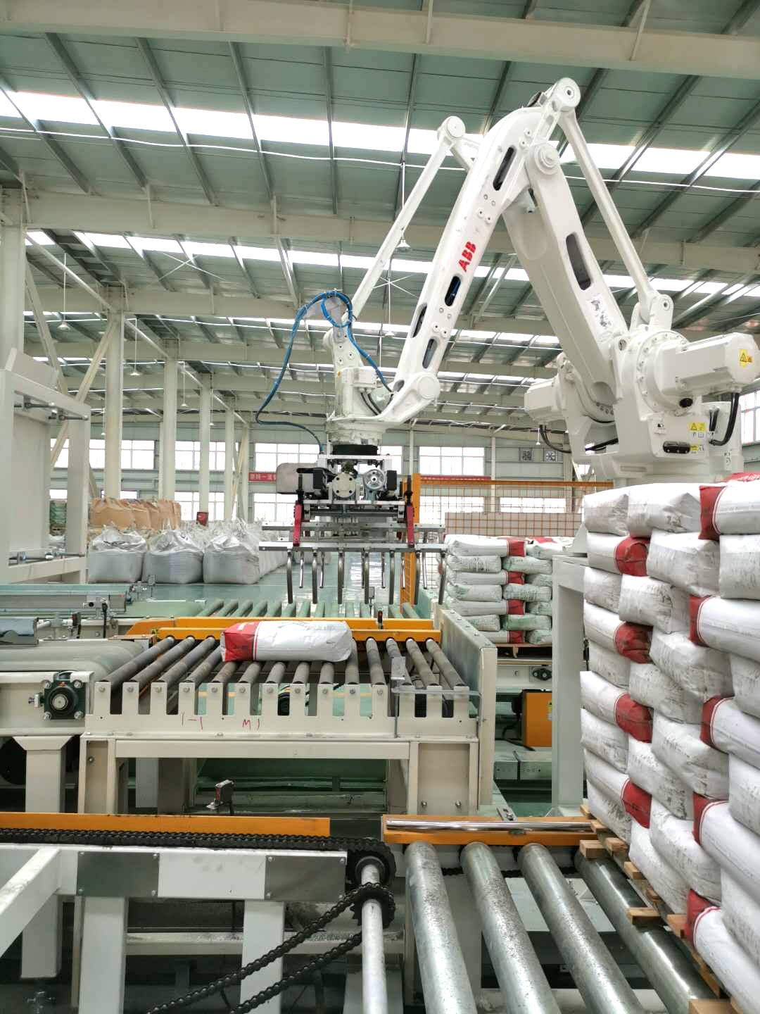 ?大廣金剛砂地坪材料  新鄉(xiāng)自動(dòng)化工廠(chǎng)！