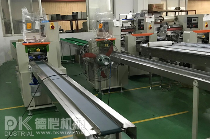 自動鋁型材裝箱機(jī)